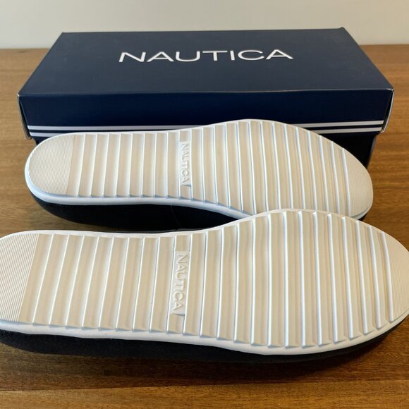 NIB, Nautica Women's size 9 Black Sommerland Casual Slip-on Loafers Chain Detail - Picture 10 of 11